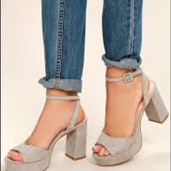Chinese Laundry Womens Theresa Platform Dress Sandal